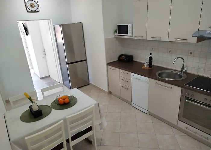 Anna Maris דירה ראב