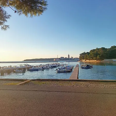 Anna Maris Rab Town